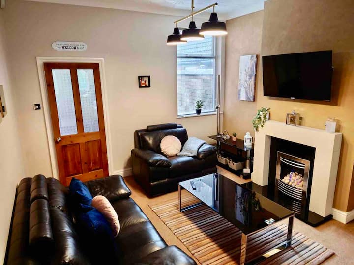 Luxury Family Home Near Alton Towers - Stoke-on-Trent