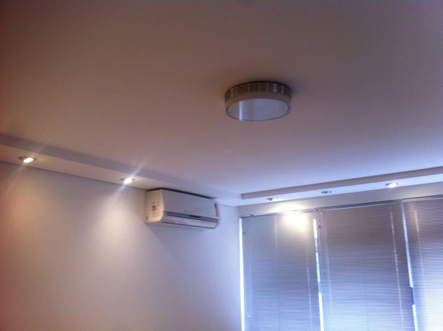 Ar Condicionado (quente/frio)