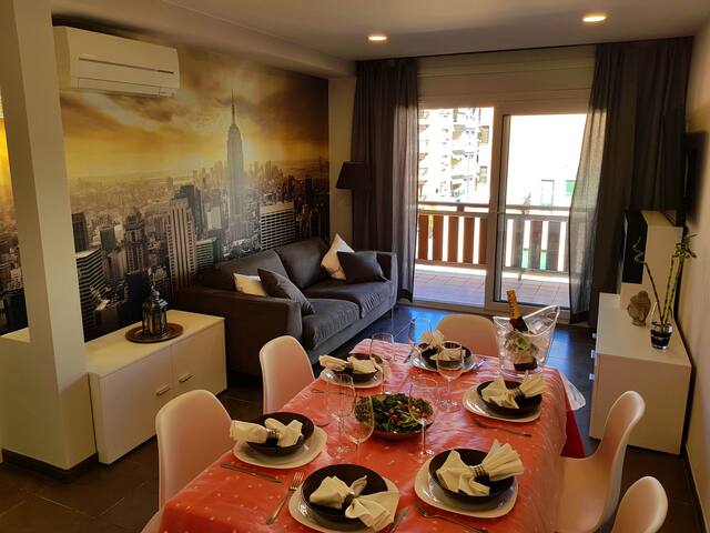 Full renovated flat in village center