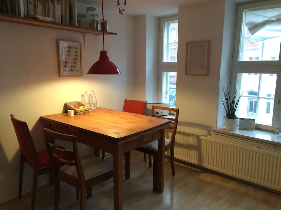Essecke im Wohnzimmer