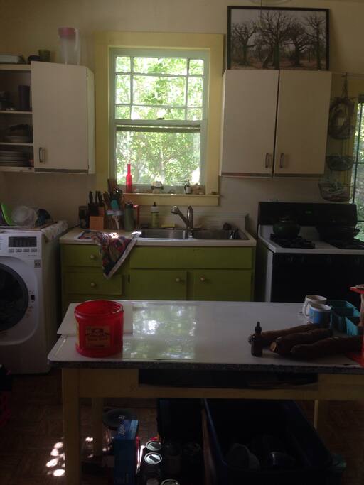 shard space: kitchen