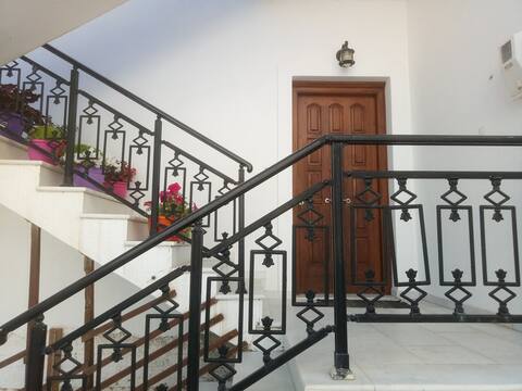 Melissa's Home Naxos