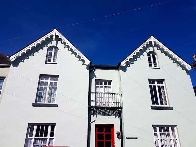 Bryn Eisteddfod, Caernarfon