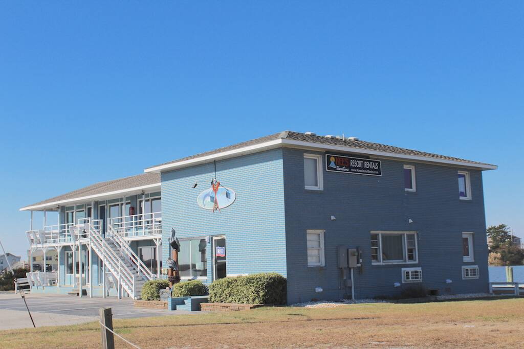 Welcome to Fin N Feather Waterside Inn by KEES Vacations