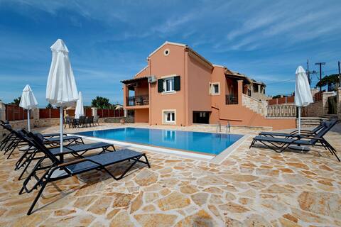 Manos Villa with pool