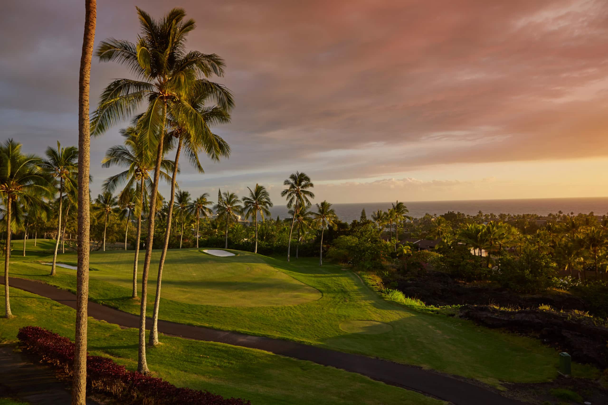 Condo in Kailua-Kona · ★4.96 · 3 bedrooms · 4 beds · 3 baths - Image 41