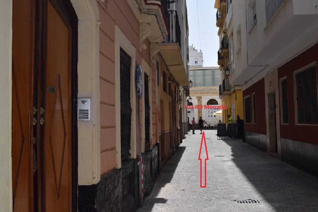 Vista desde la puerta de la calle