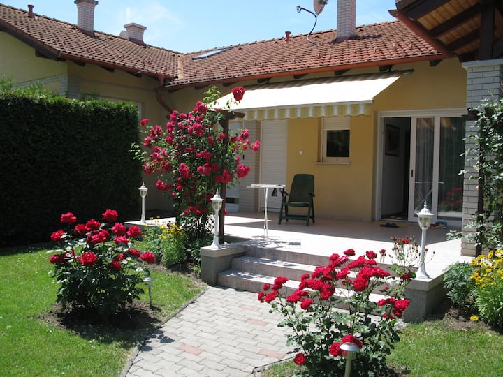 Balaton view (4) Apartments for Rent in Szántód, Hungary Airbnb