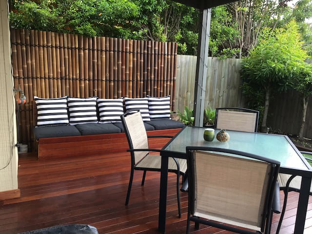 Beautiful and quiet townhouse, close to everything