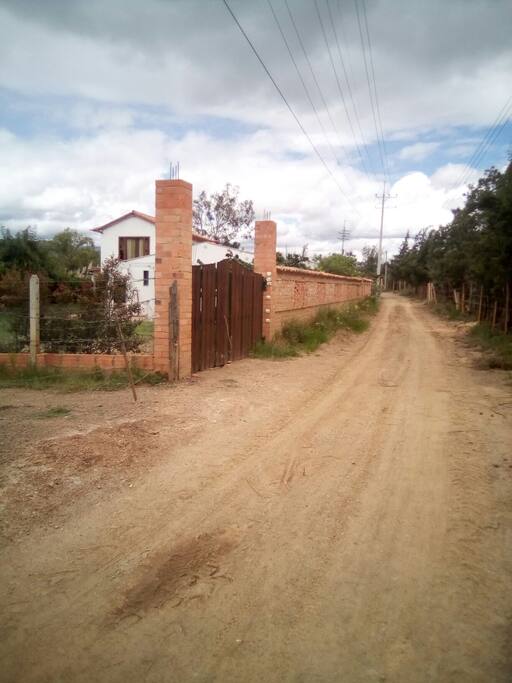 Entrada alojamiento campestre Rito que