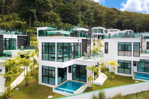 King Size Sea View Villa + Plunge Pool + Sky Deck