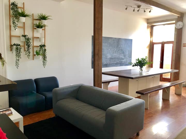 Casa Bragas — 4050-123 Porto
