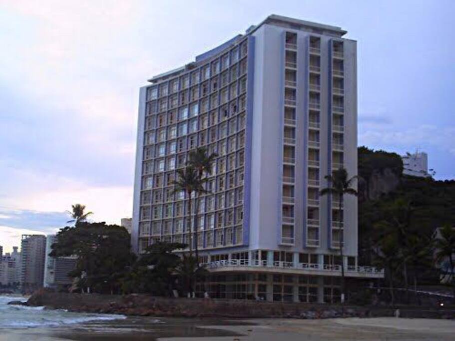 Edifício Sobre as Ondas