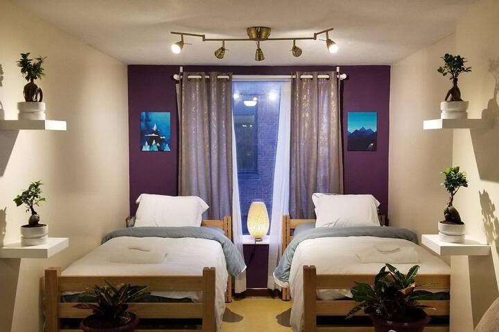 Downtown Apt | Walk to PPG, Conv. Center & more!!!