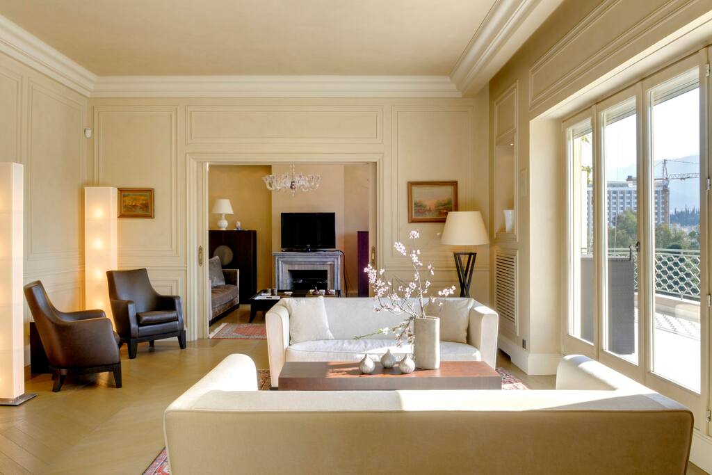Living Room & Fireplace