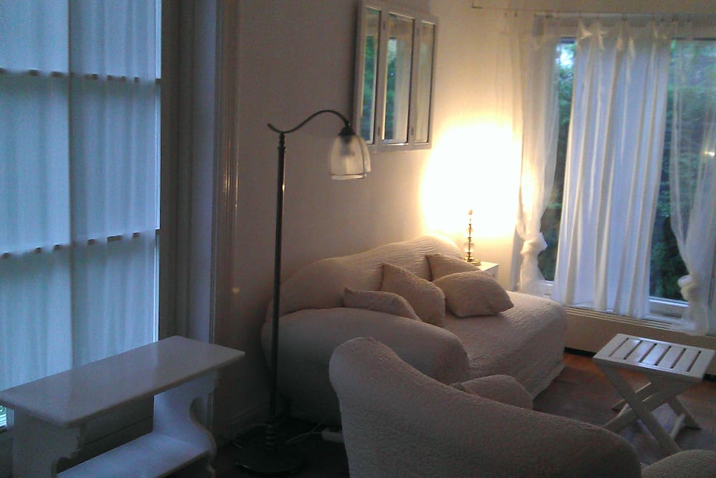 Wohnraum mit Sofa