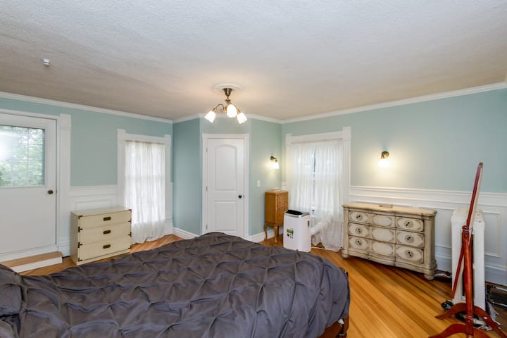 Bed 1