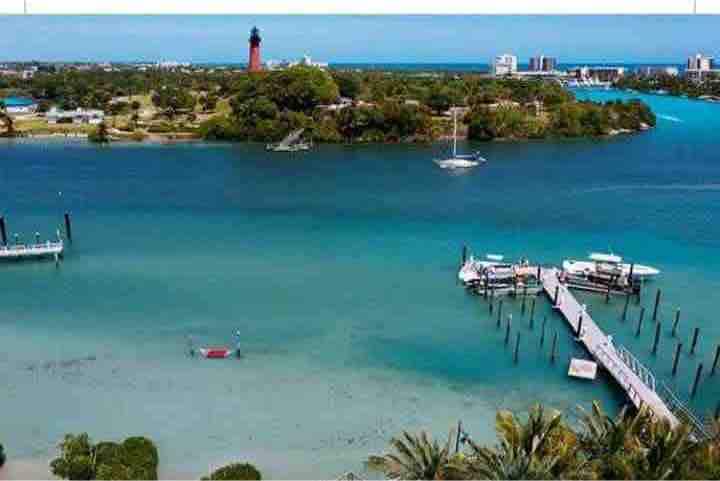 Escape To Paradise …Short Walk To Jupiter Beach! - Jupiter, FL