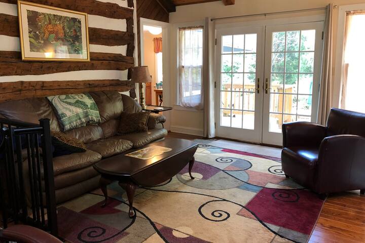 Unique townhouse with all you need