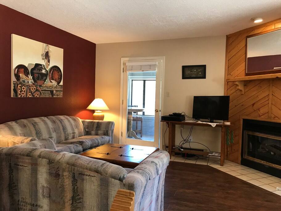 Beautiful living room with pull-out couch bed.