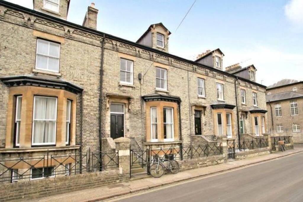 Cosy Double Room In Central Cambridge Cosy Double Room In Central Cambridge