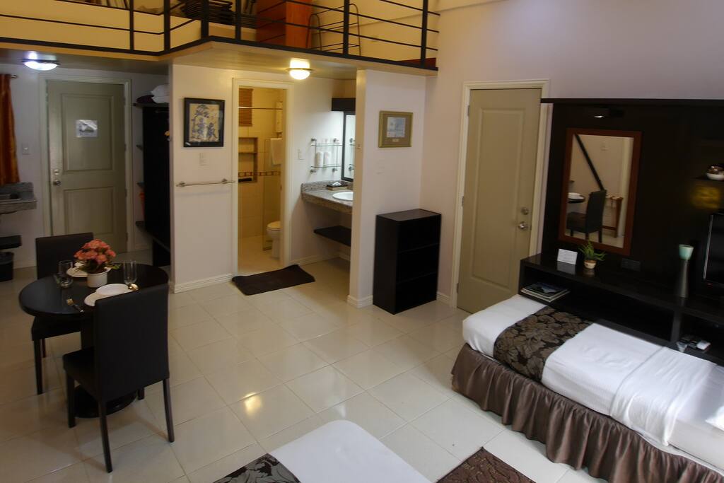In suite 180deg view of unit