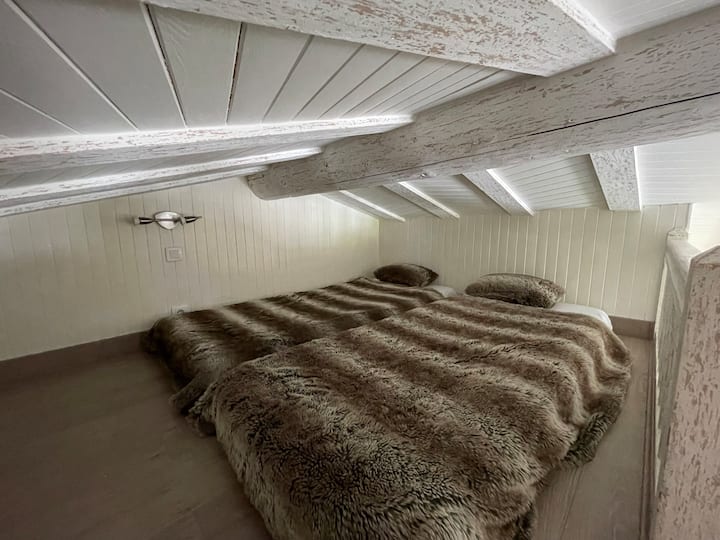 Le Balcon Des Montgolfières, Pour 8 Pers. - Cordon