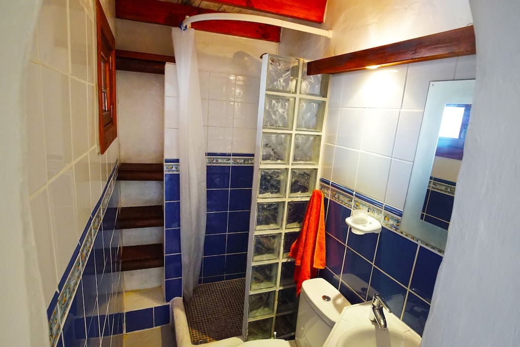 en suite bathroom
