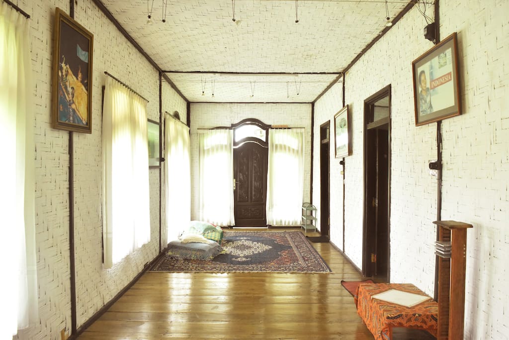 The living room / Inside Adat House
Enjoy our warm lesehan living room (sit in the floor living room), you can feel the breeze of the mountain air just by opening the door to verandah.