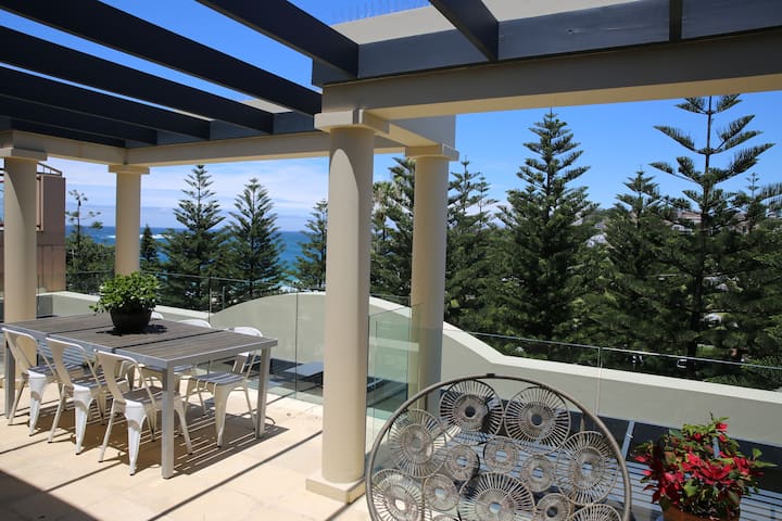 Stunning Coogee Penthouse