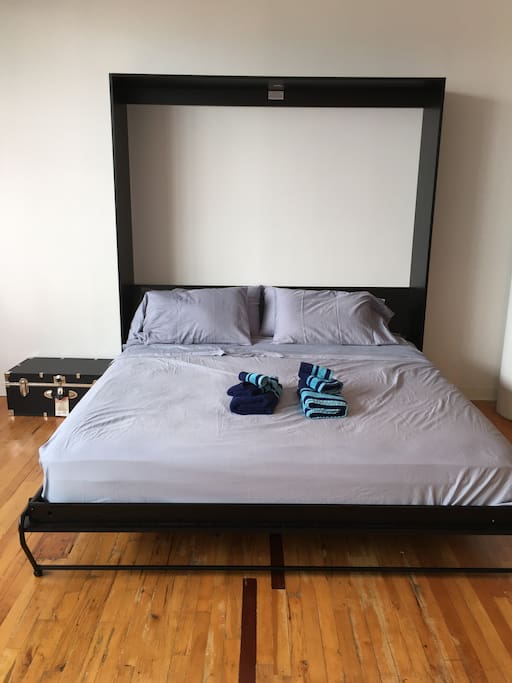 King-size murphy bed