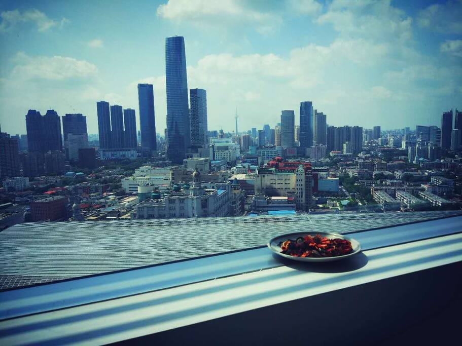 窗外城市景观