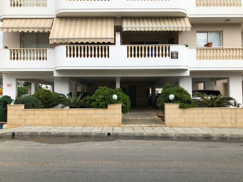 Comfortable place 103 in the heart of Paphos
