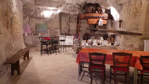 Amboise troglodyte house