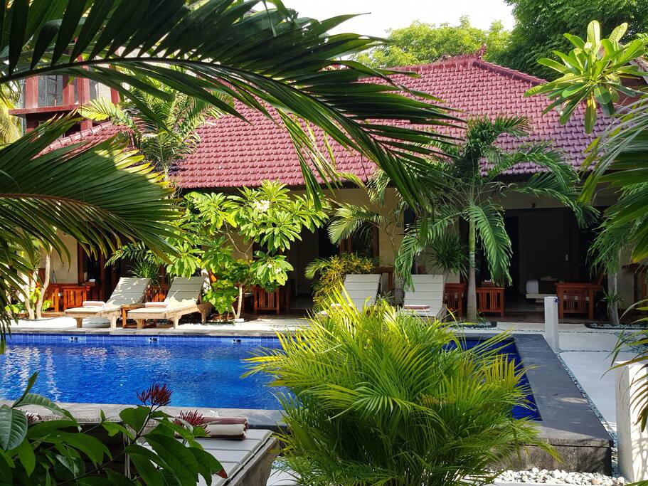 Deluxe Room Pool Access SENANG VILLA Gili Air Deluxe Room Pool Access SENANG VILLA Gili Air