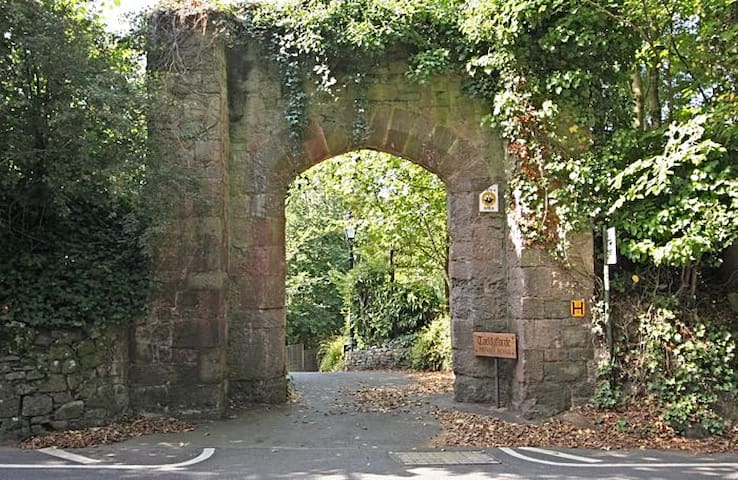 Motorists Reminded Month Long Crediton Road Closure Begins On