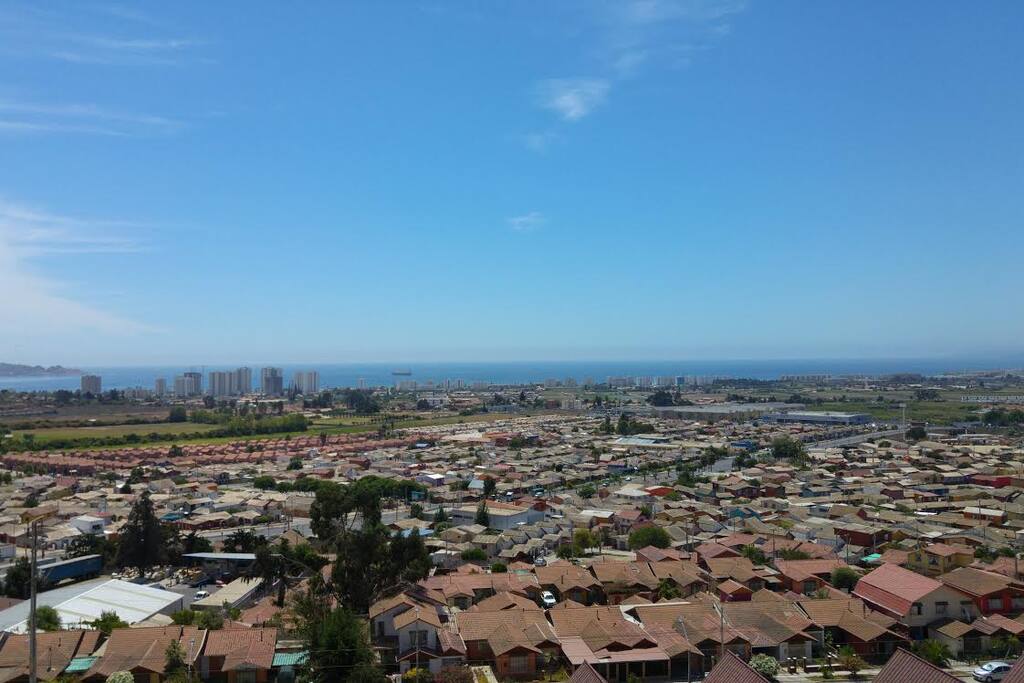 Vista desde el balcón.
View from the balcony