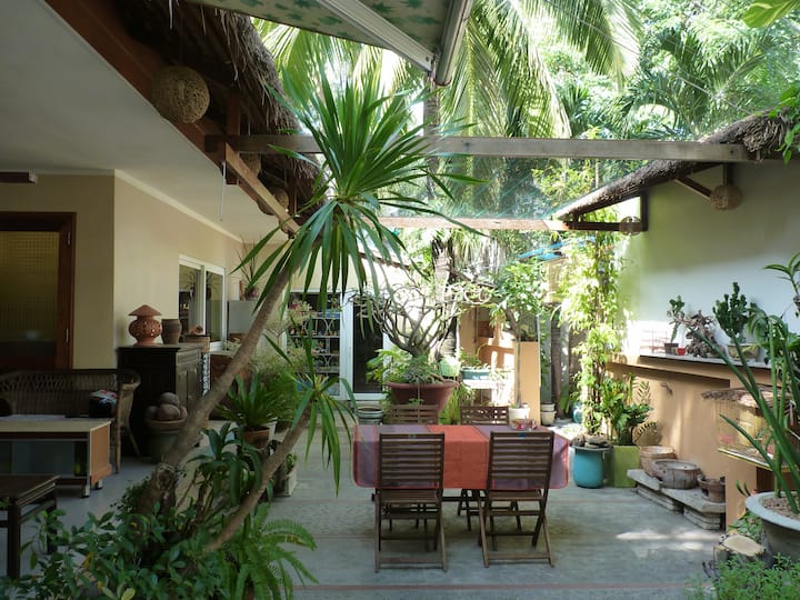 đặt villa Nha Trang có BBQ
