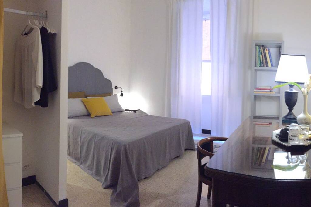bed and closet 2