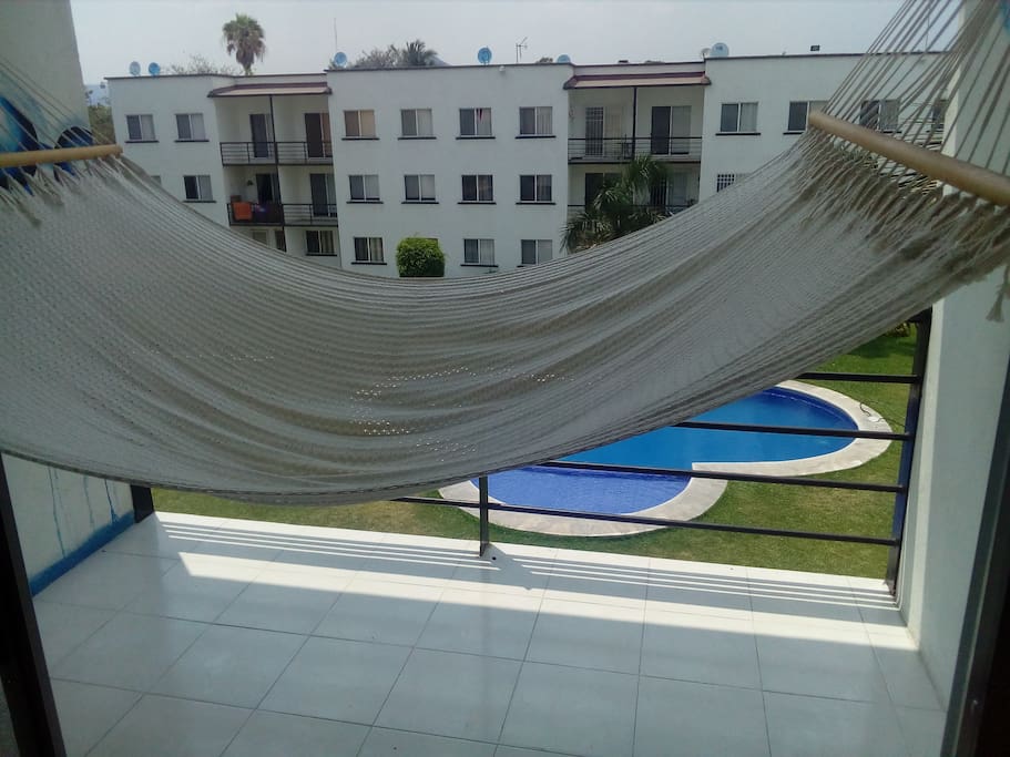 Descanso ideal , vista desde balcón