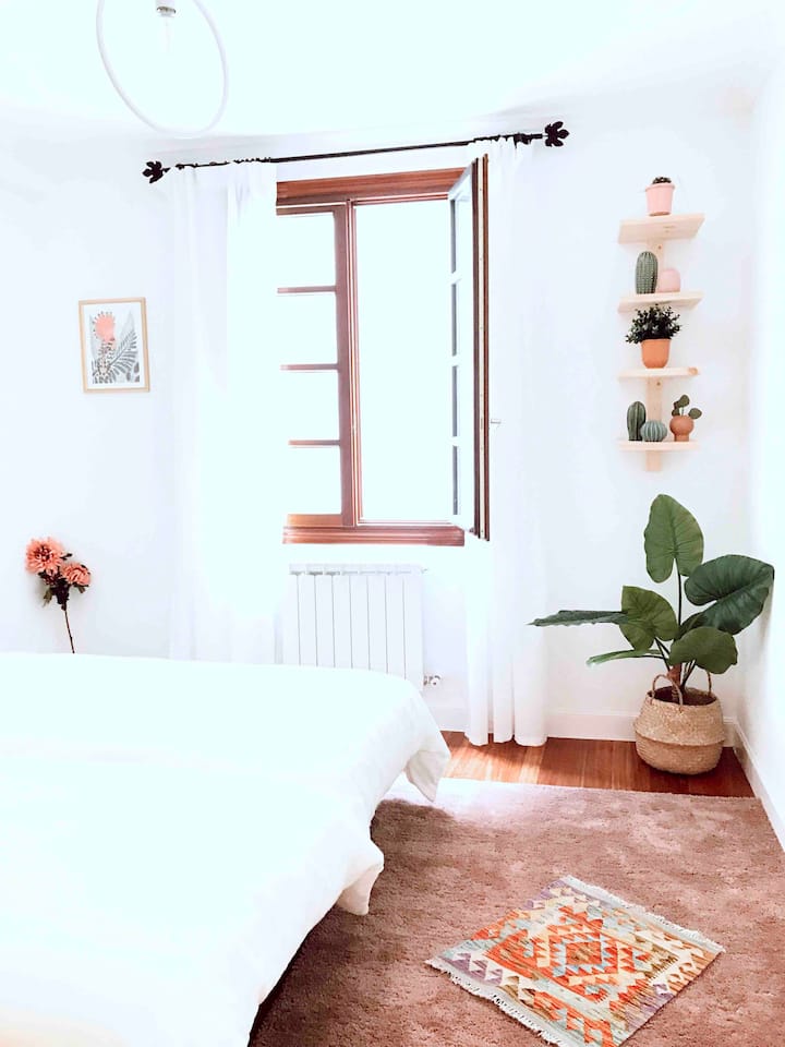 Habitación dos camas individuales.