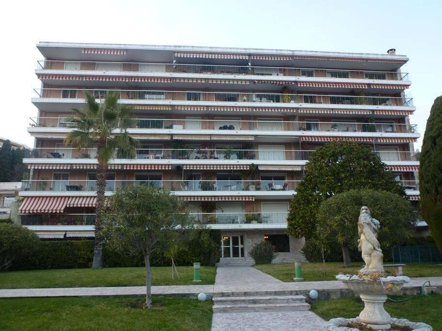le palais Saint Jacques