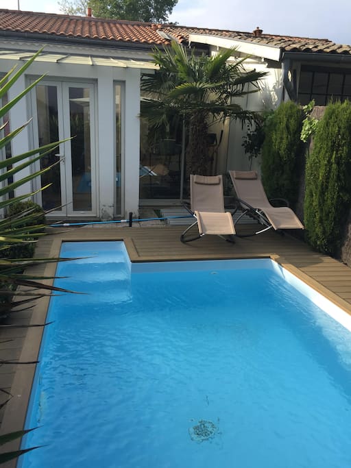 Piscine accessible aux voyageurs