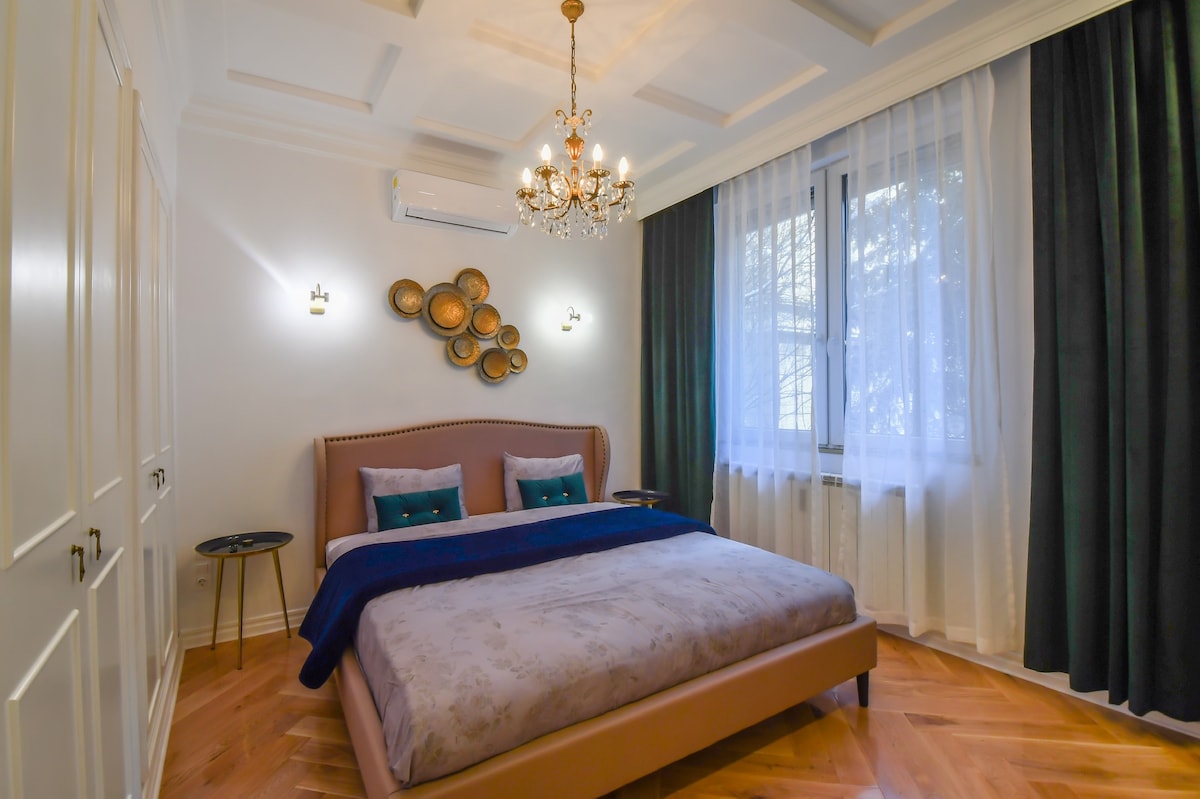 Glavna spavaća soba/ po danu