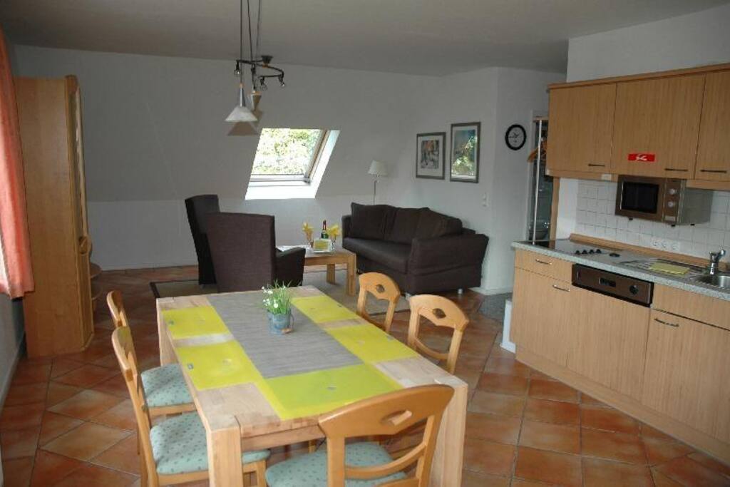 Das helle Wohnzimmer