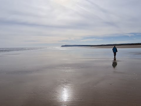 Top performing Airbnb: Beachcomber. Luxury house close to the beach in Redcar And Cleveland