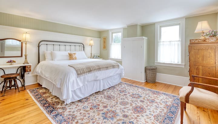 Bedroom two with California King and hallway bathroom