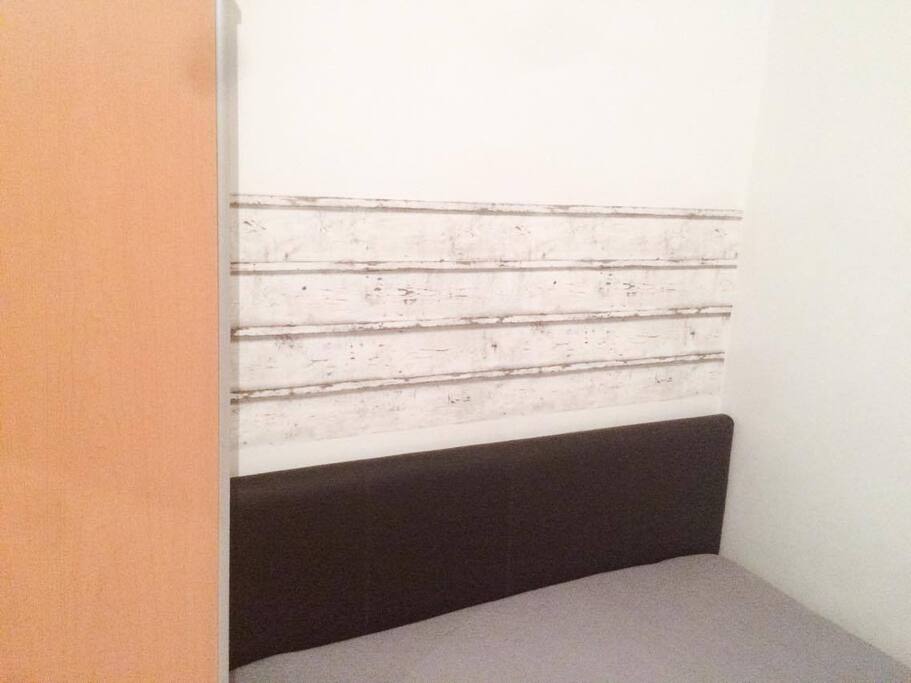 1,4 x 2,0m Doppelbett