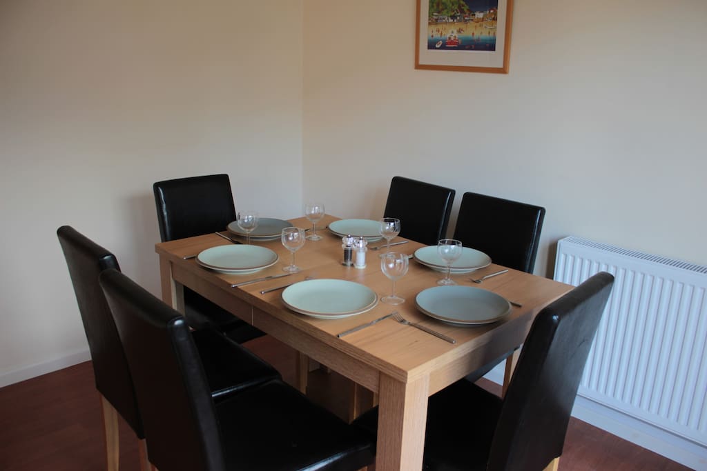 Seating for 6