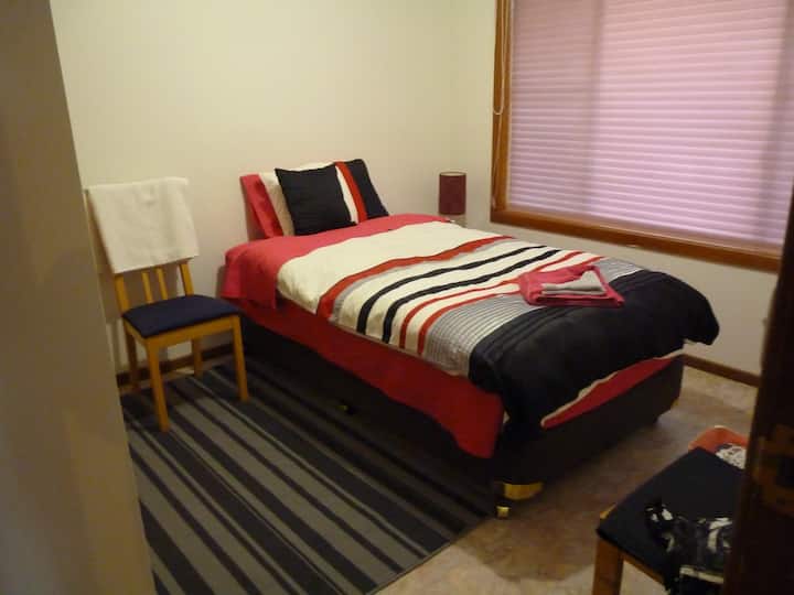 卧室3 - 1张加大双人床